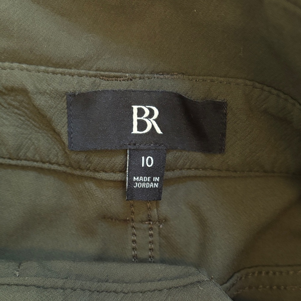 Banana Republic Dark Olive Belted Trousers (“Refined Utility Pant”) - Picture 5 of 5